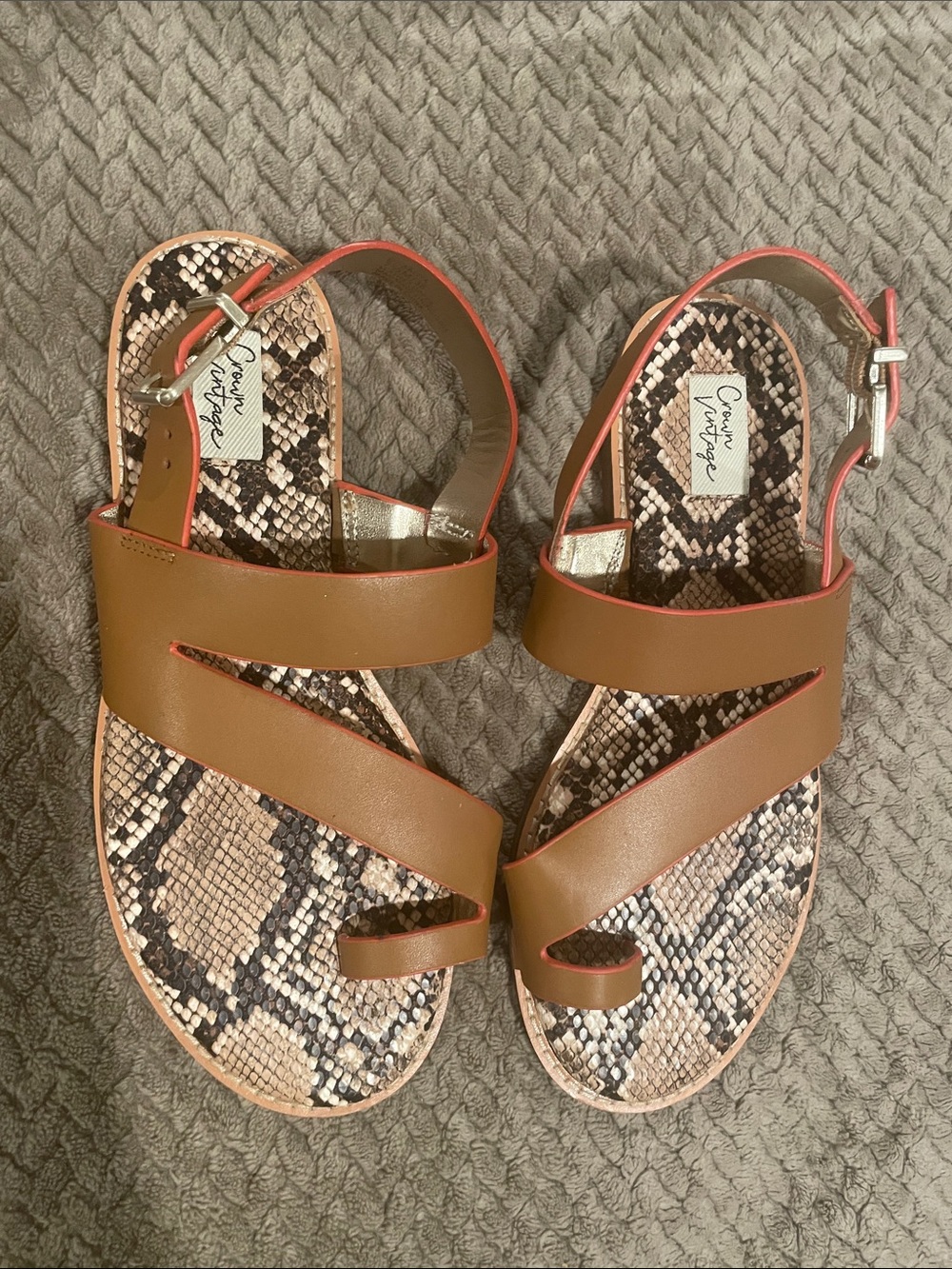 Crown Vintage Aaliya Sandals